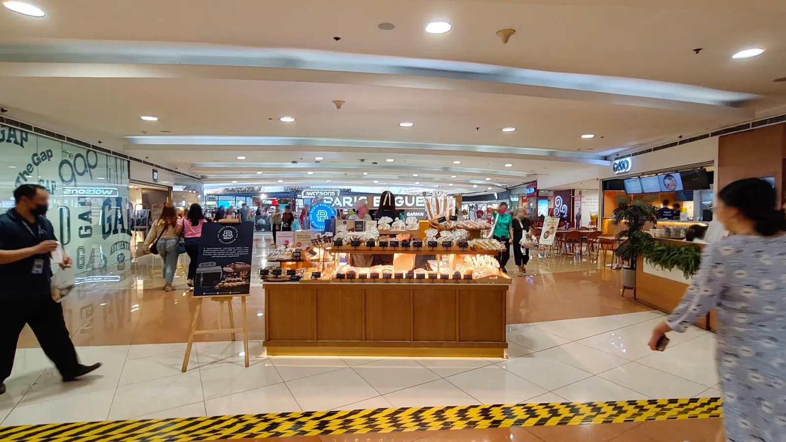 PARIS BAGUETTE in SM Megamall